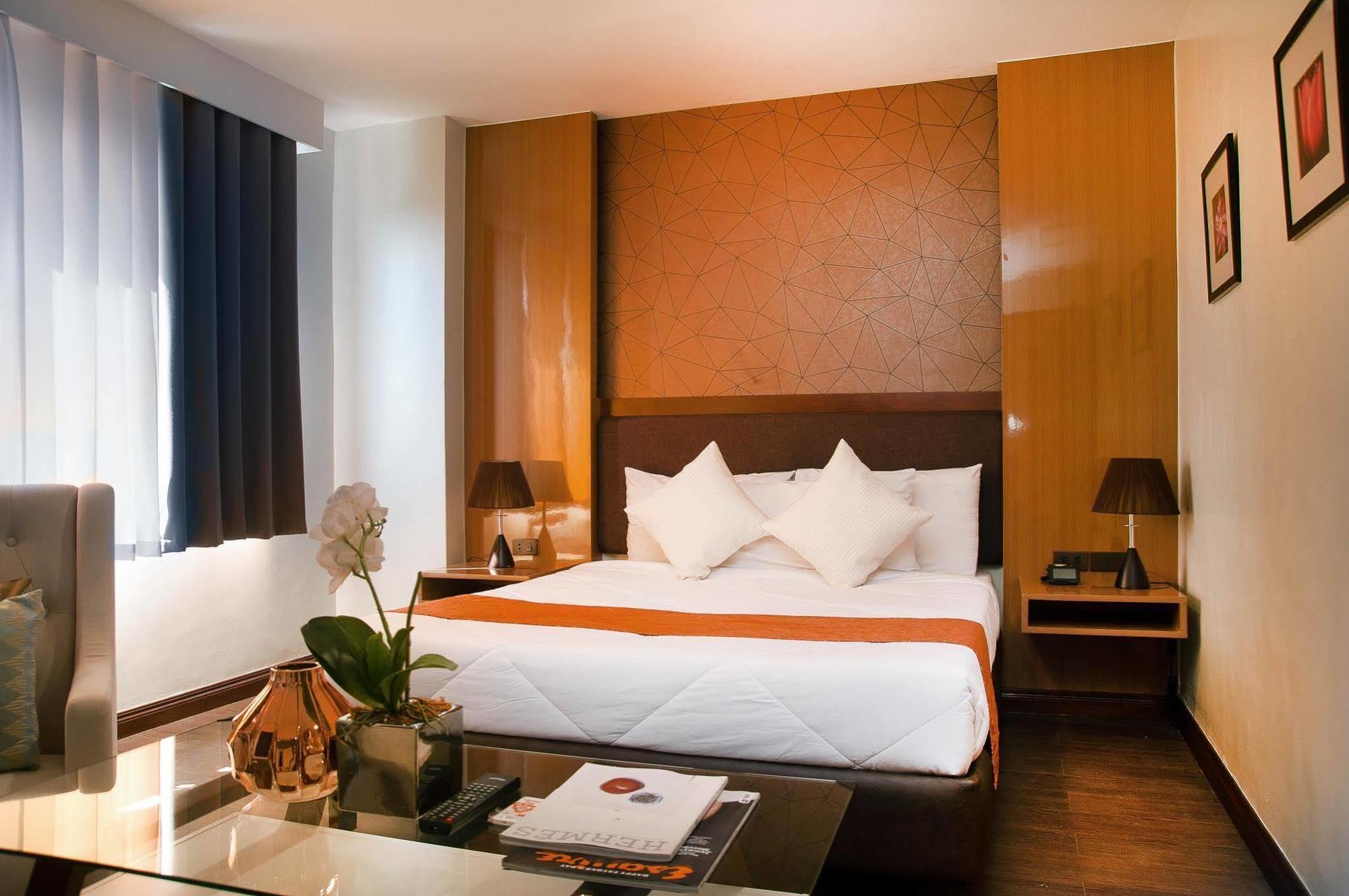 Fernandina 88 Suites Hotel Quezon City Dış mekan fotoğraf