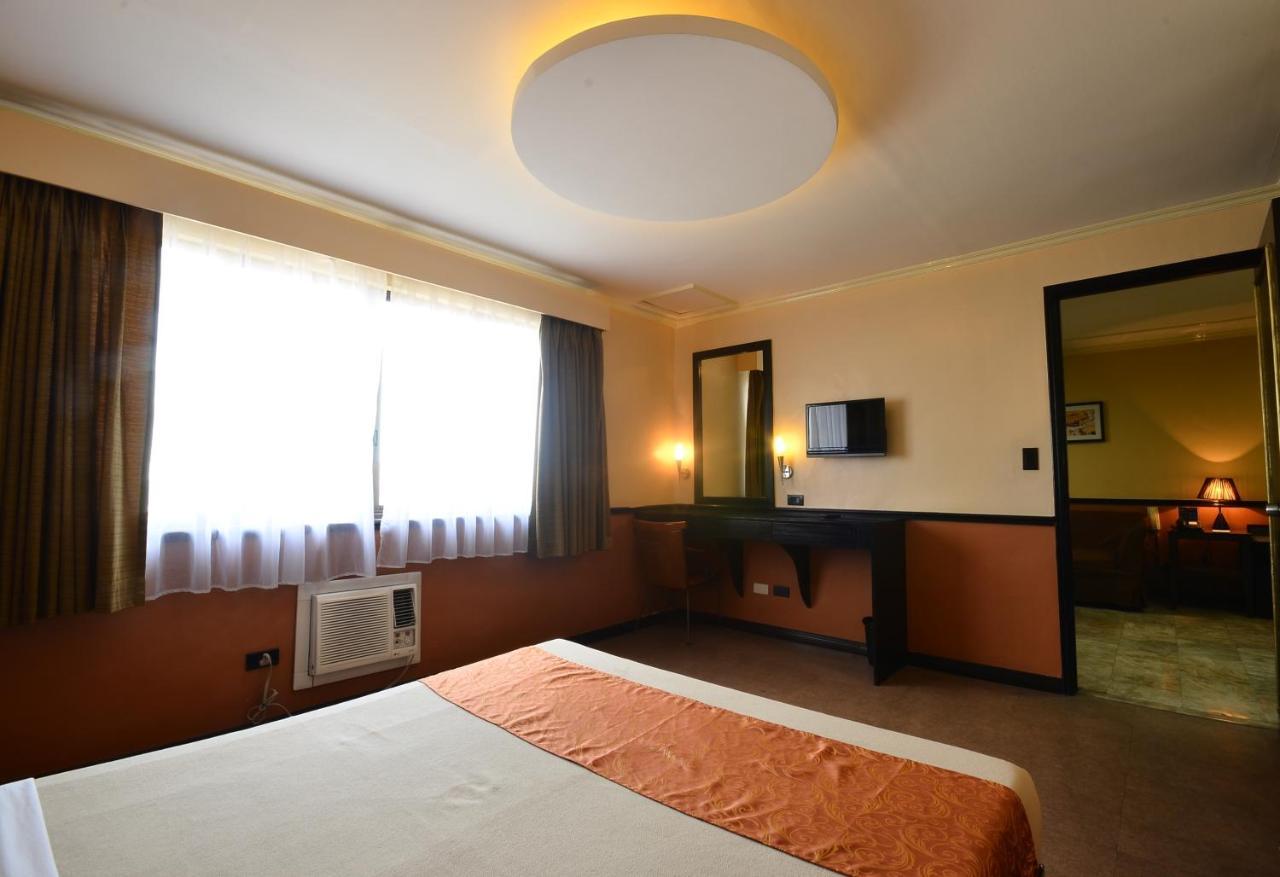 Fernandina 88 Suites Hotel Quezon City Dış mekan fotoğraf