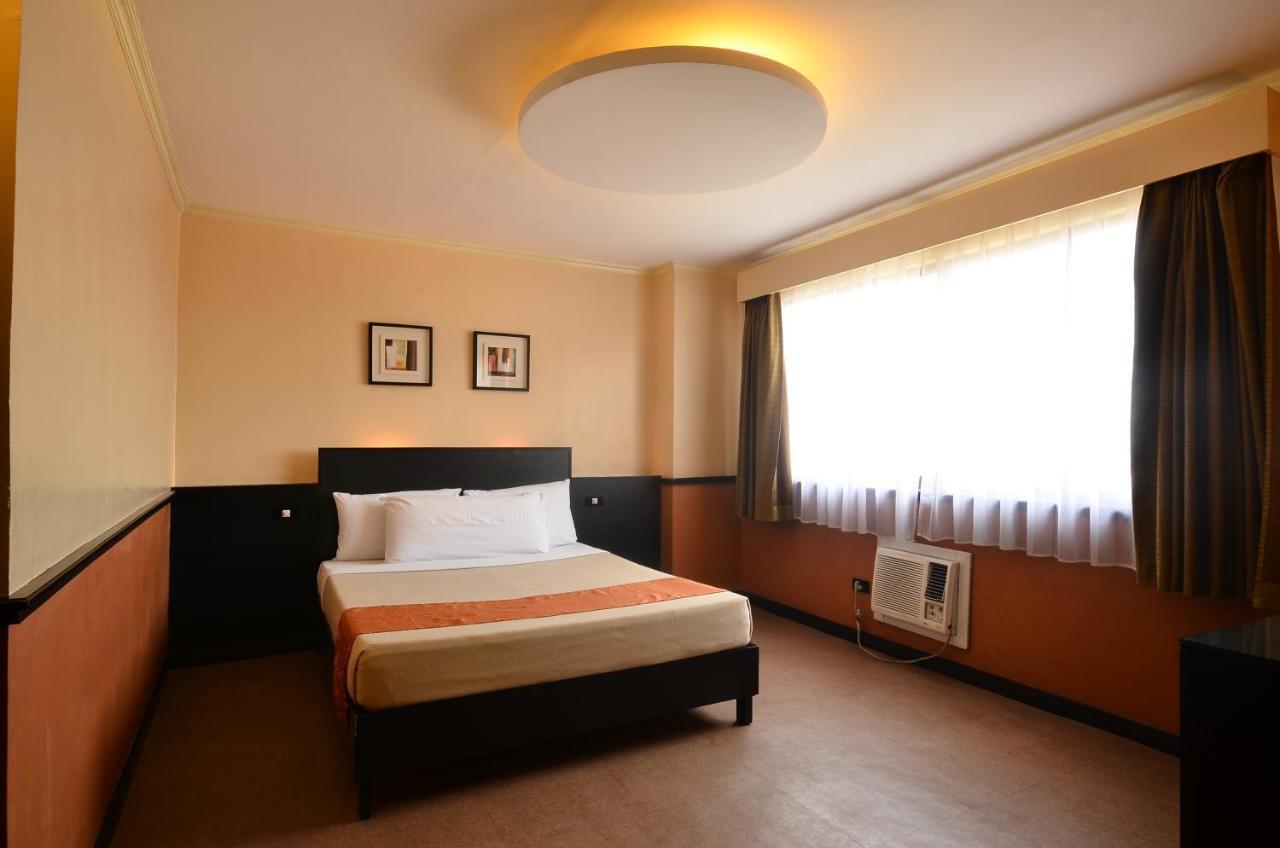 Fernandina 88 Suites Hotel Quezon City Dış mekan fotoğraf